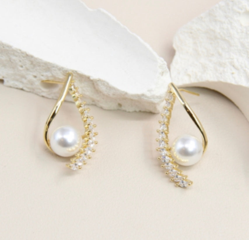 Bella Stud Drop earrings