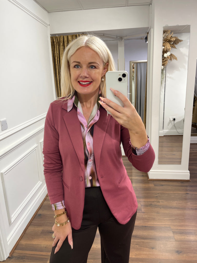 Kate Blazer (maroon)