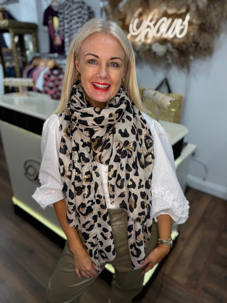Marc leopard scarf