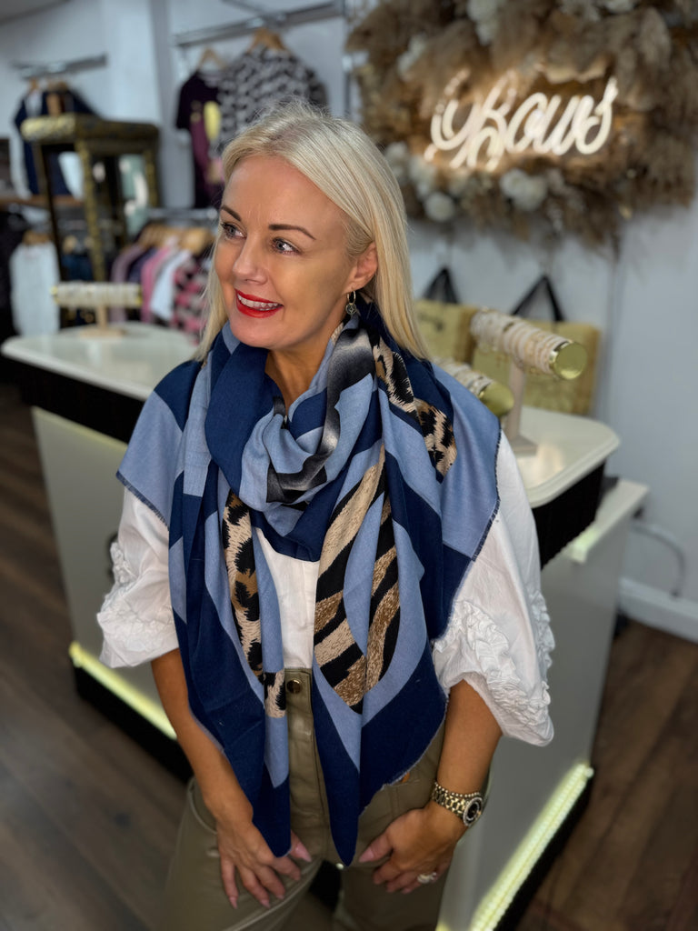 Luan leopard scarf (Navy)