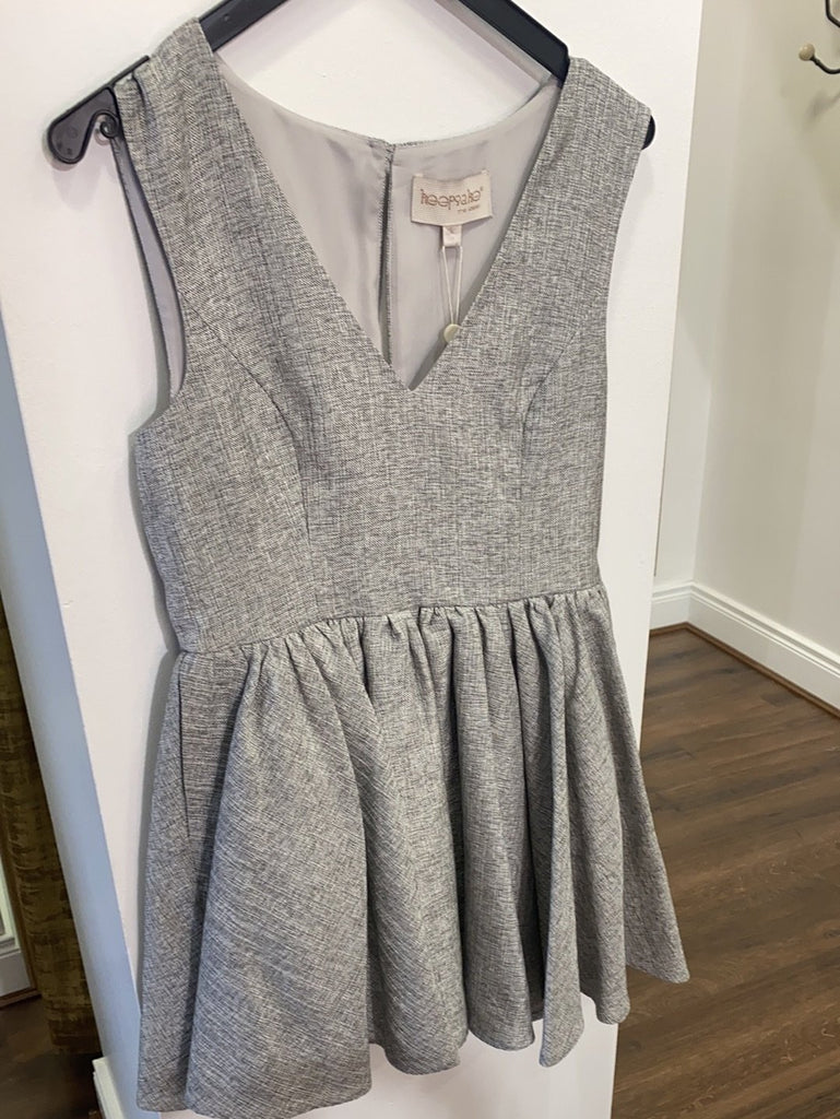 Grey open back mini dress -outlet